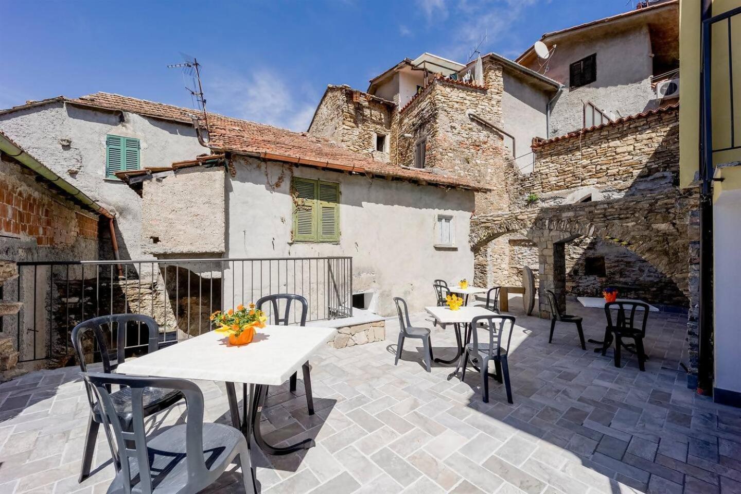 Appartamento Alba Dachi Farm Andora Exterior photo