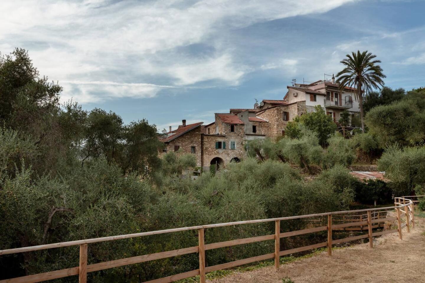 Appartamento Alba Dachi Farm Andora Exterior photo